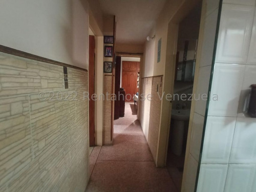 Imagen 9 de 24 de Apartamento Pb En Chalet Country Anakarina Bravo Rentahouse 22-19181