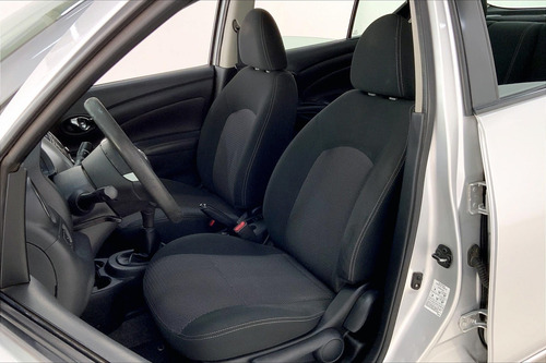 Imagen 18 de 25 de Nissan Versa 4 Pts Advance, Tm5, A/ac, Ve, F Niebla, Ra-15