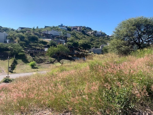Imagen 3 de 8 de Vendo Hermoso Lote Central En La Cuesta 1400 M2