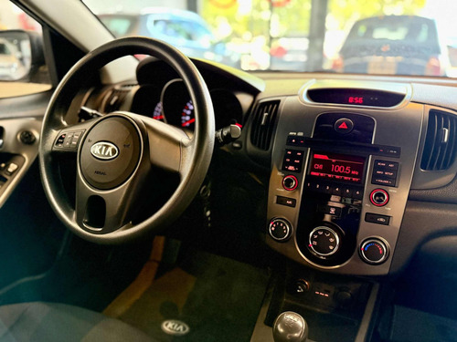 Kia Cerato 2.0 Forte Ex