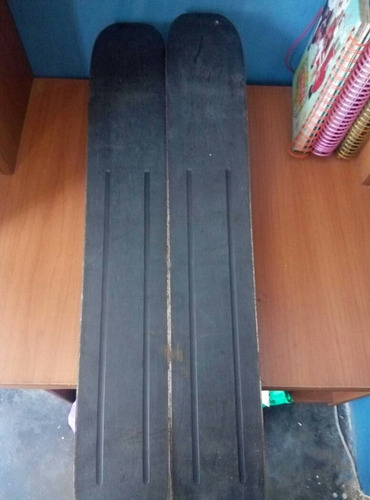 Imagen 2 de 2 de Esquíes Para Agua