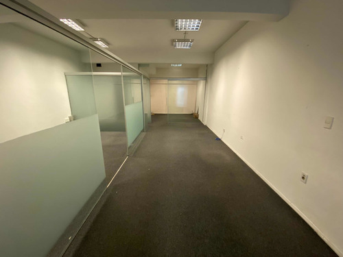 Imagen 6 de 20 de Excelente Oficinas Local En Alquiler Centro // Ciudad Vieja