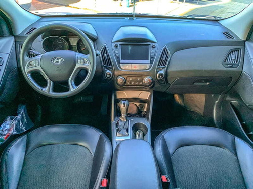 Imagem 8 de 15 de Hyundai Ix35 Gl 2.0 16v 2wd Flex Aut