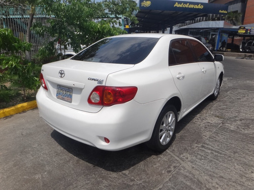 Imagen 4 de 13 de Toyota Corolla Xei Automatico