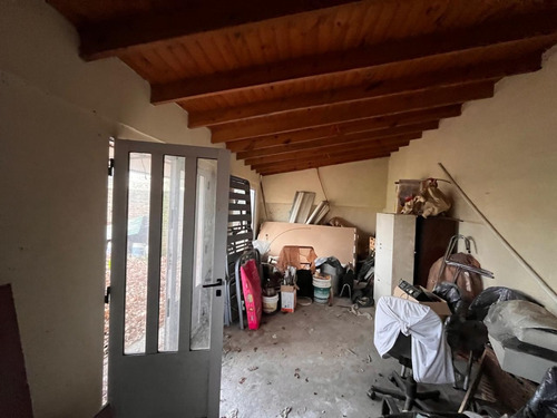 Casa Reciclada Con Hermoso Lote!! Apta Crédito
