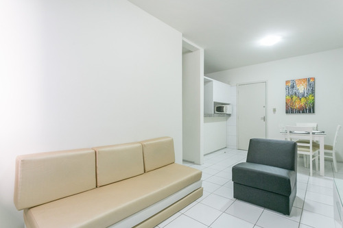 Imagem 2 de 14 de Flat 102 C/2 Quartos Em Recife - Pe, Boa Viagem, Muito Bem L