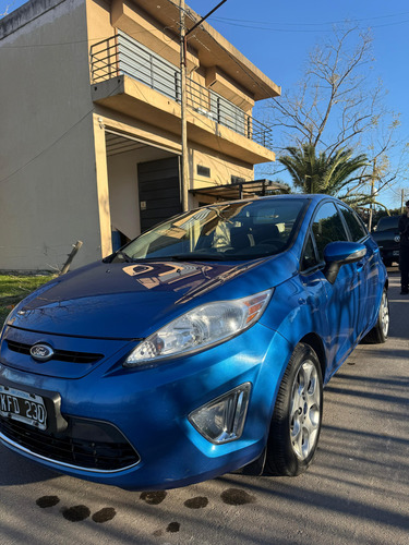 Ford Fiesta Kinetic 1.6 Design 120cv Titanium