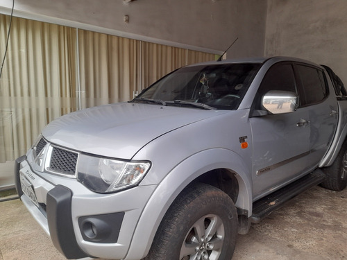 Mitsubishi L200 3.2 Triton Hpe Cab. Dupla 4x4 4p
