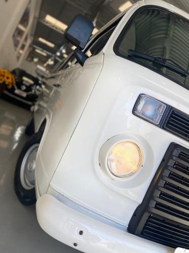 Volkswagen Kombi Muito Nova