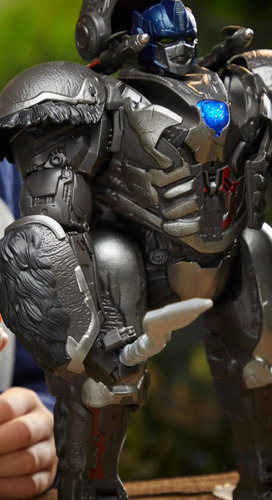 Juguete Transformers Rise Of The Beast Optimus Primal Comman