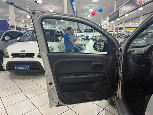 Fiat Mobi 1.0 8V EVO LIKE.