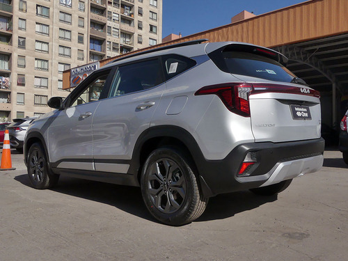 Kia Seltos 1.5 EX 4X2 IVT AT 5P
