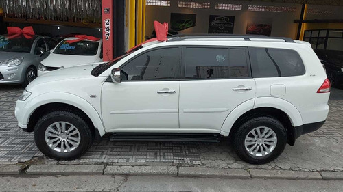 Imagem 4 de 15 de Mitsubishi Pajero Dakar 2015 3.5 Hpe Flex Aut. 5p