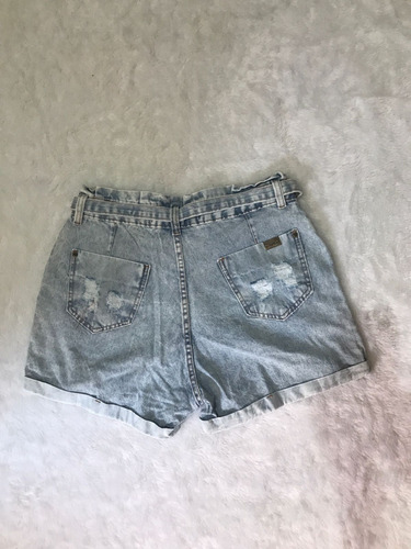 Imagem 2 de 2 de Short Jeans Feminino Plus Size Com Amarração