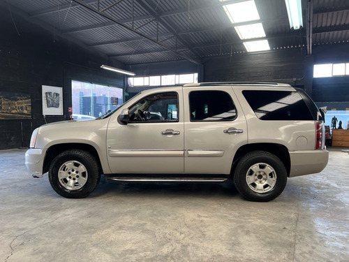 GMC Yukon 6.2 C Denali 403 Hp 4x4 At