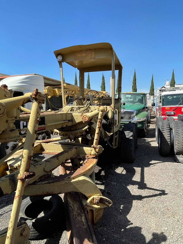 Imagen 4 de 7 de Motoconformadora Caterpillar 120b