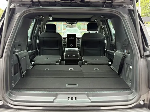 Ford Expedition Limited Stealth Performance 4x4 2024