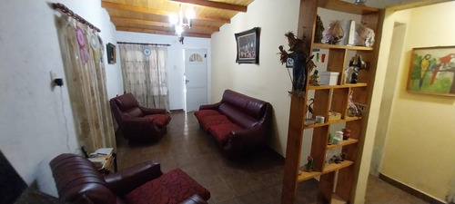 Casa | 2 Dormitorios | Cochera | Capitán Bermúdez | Barrio Villa Margarita