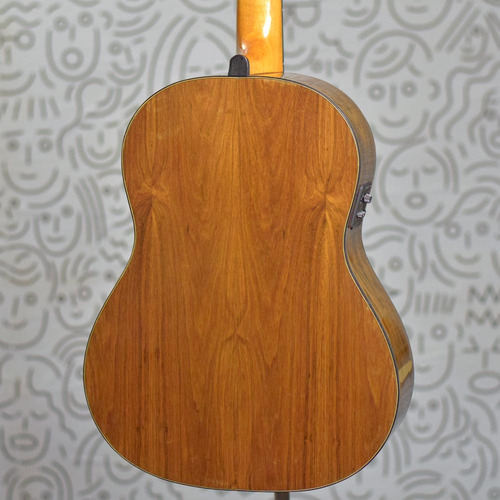 Violão Rozini Studio Rx210 Cordas De Nylon Eletroacústico Tampo Maciço Spruce Abeto Captação Fishman Clásica 2 Louro Preto Acabamento Brilhante Escala Em Roxinho Made In Brasil