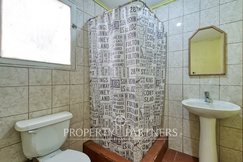 Excelente Ubicación, Casa En Venta En La Reina Cen...