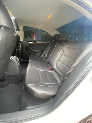 Volkswagen Jetta Vi 2.5 Highline