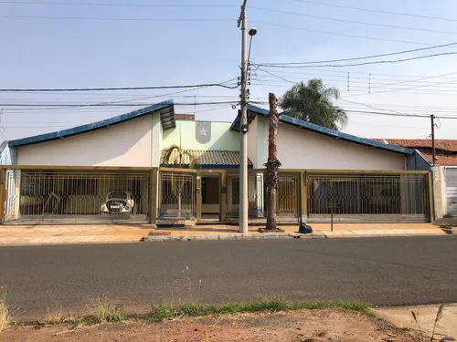 Casa 5 Dormitórios A Venda Em Votuporanga