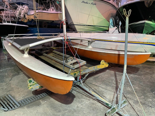 Imagem 1 de 6 de Veleiro Hobie Cat 14 + Vela + Carreta Poddium Náutica