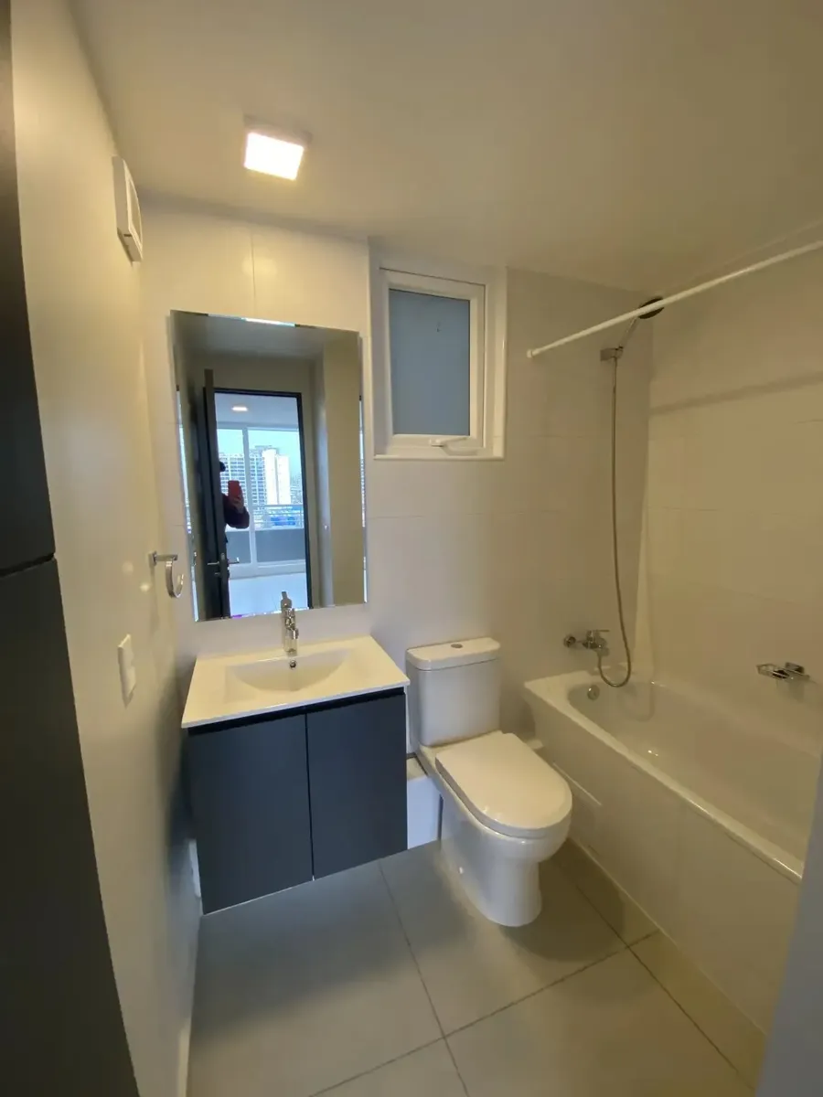 Imagen 5 de 22 de Arriendo Departamento Ñuñoa 2 Habitaciones 2 Baños