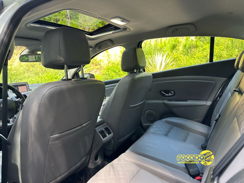 Renault Fluence Sedan Privilège 2.0 16V FLEX Aut