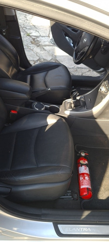 Hyundai Elantra 2015 2.0 16v Gls Flex Aut. 4p