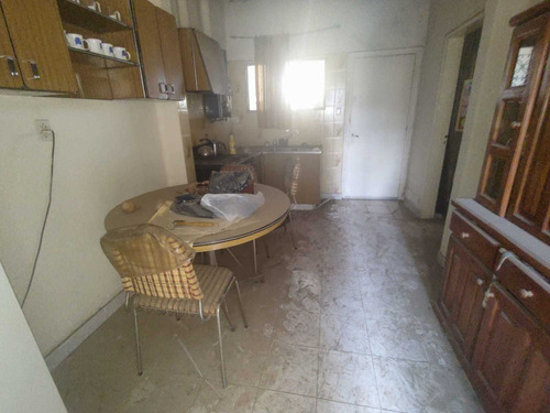 Imagen 8 de 9 de Res. America - Av. Alem 1753 - Depto En Venta