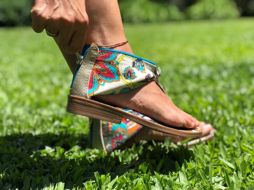 Sandalias Te Para Tres De Diseño Modelos Exclusivos Marrón