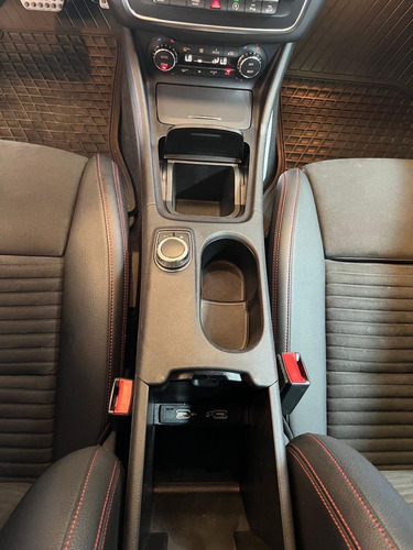 Mercedes-Benz Clase GLA 2.0 250 Cgi Sport Sin Techo At