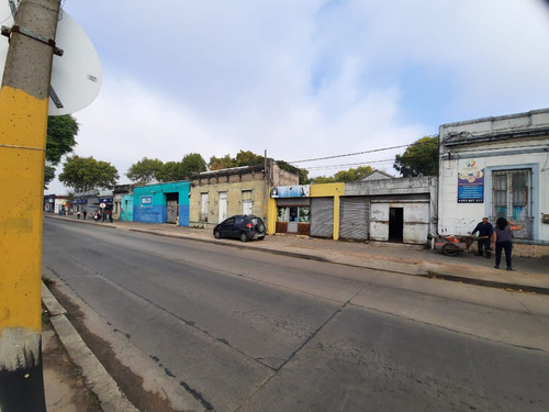 Local Muy Amplio En Peñarol