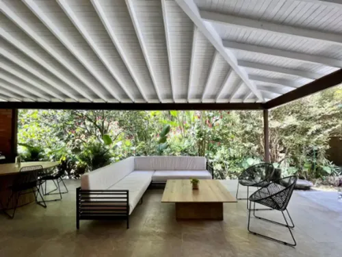 Casa En Arriendo En El Tesoro. Cod A16680