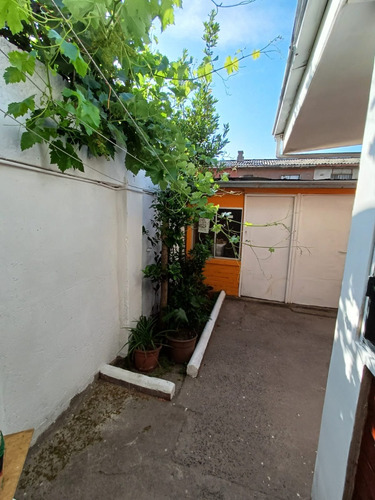 Casa Independencia 3d 2b Sólida 2 Pisos Pasaje Cerrado