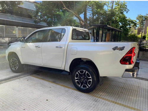 Toyota Hilux 2021 2.8 Cd Srx 177cv 4x4 At