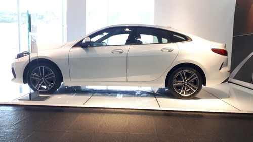 Imagen 4 de 9 de Bmw 218i Advantage - Auto Munich