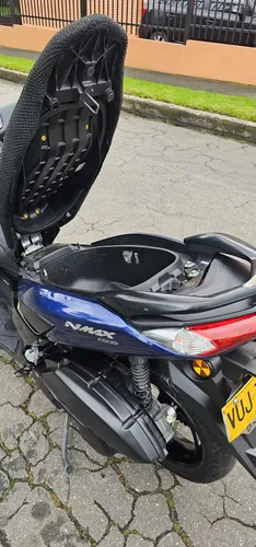 Yamaha N-max 2022