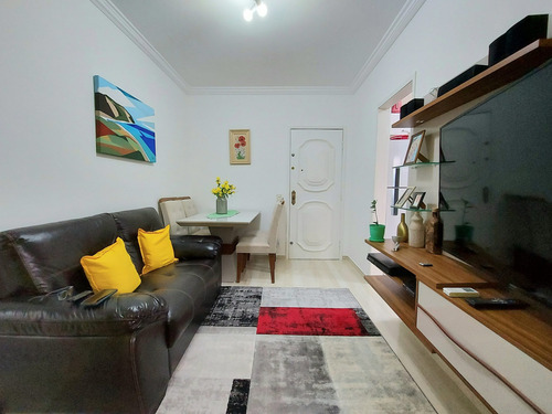 Imagem 3 de 16 de Apartamento De 2 Dormitórios Reformado À Venda Na Praia Da Enseada Em Guarujá-sp - Ap05718 - 69230524