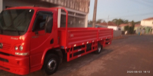 Mercedes Bens Acello