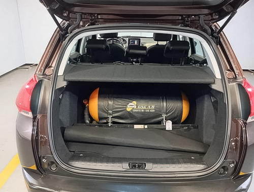 Peugeot 2008 1.6 Feline