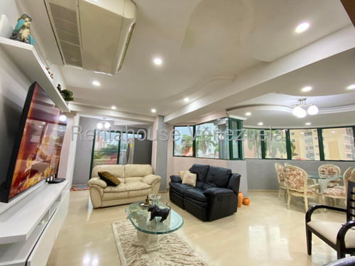 Apartamento En Venta En Urbanización La Soledad Con Planta Eléctrica Total Pozo De Agua Excelente Condominio Nela 25-21841