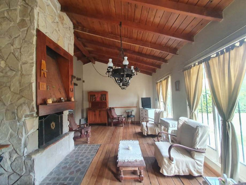 Imagen 6 de 14 de Chalet En Venta En Parque Leloir