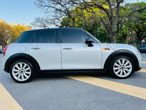 Imagen 5 de 10 de Mini Cooper 2018 1.5 F56 Pepper Wired 136cv