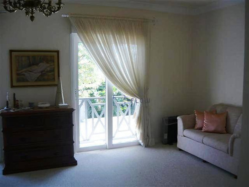 Casa 215m², 3 Dorm, 1 Suite, 2 Vagas - Ca1027
