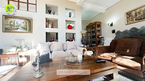 Casa En Venta De 3d, 3b, 2e, Bodega En Villa Lomas De Penco