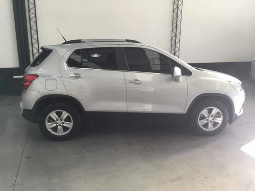 Chevrolet Tracker 1.8 Ltz (no At) - Dubai Autos
