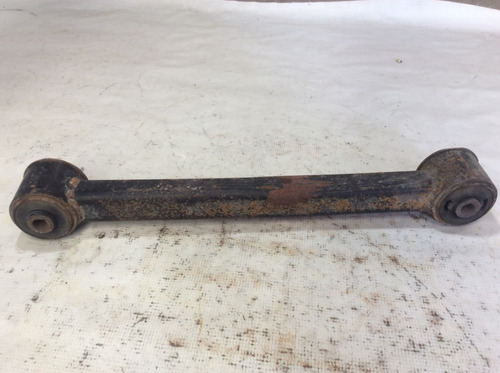 Brazo 2 Trasero Derecho Jeep Liberty 4x2 3.7 Aut Mod 08-12 (Usado)
