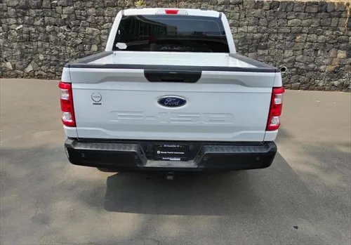 Ford F-150 3.3 XL Doble Cabina V6 4x2 At